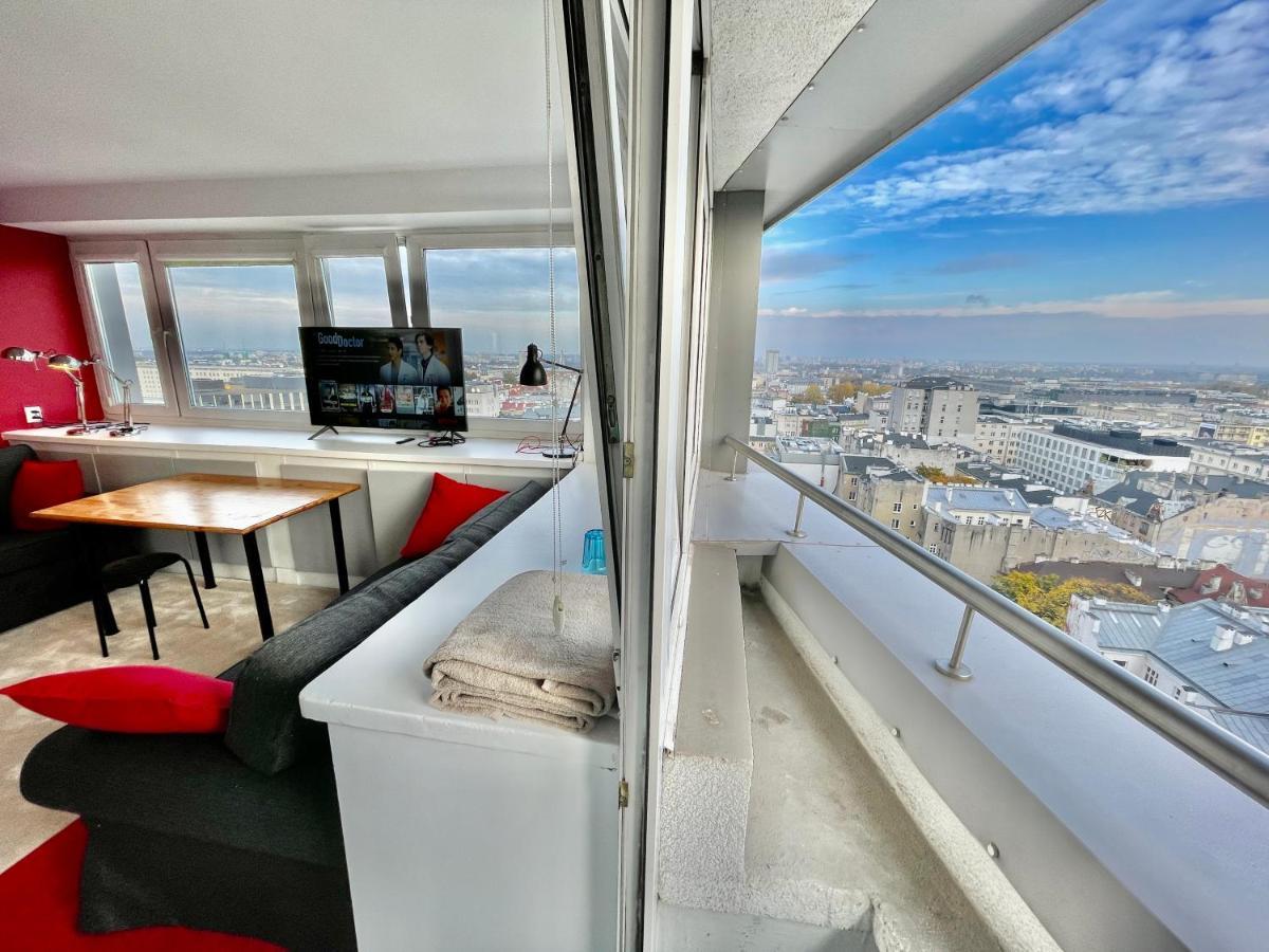 Sawa 3 Metro X2 Fast Wifi 50'Tv Netflx Hbo Appletv+ Amazontv Apartment Warsaw Exterior photo